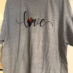 Gray Love Graphic T-Shirt